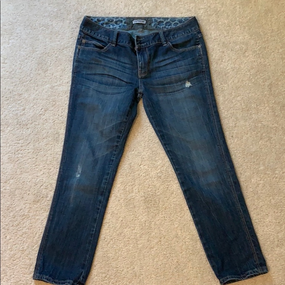 Express capris size 4